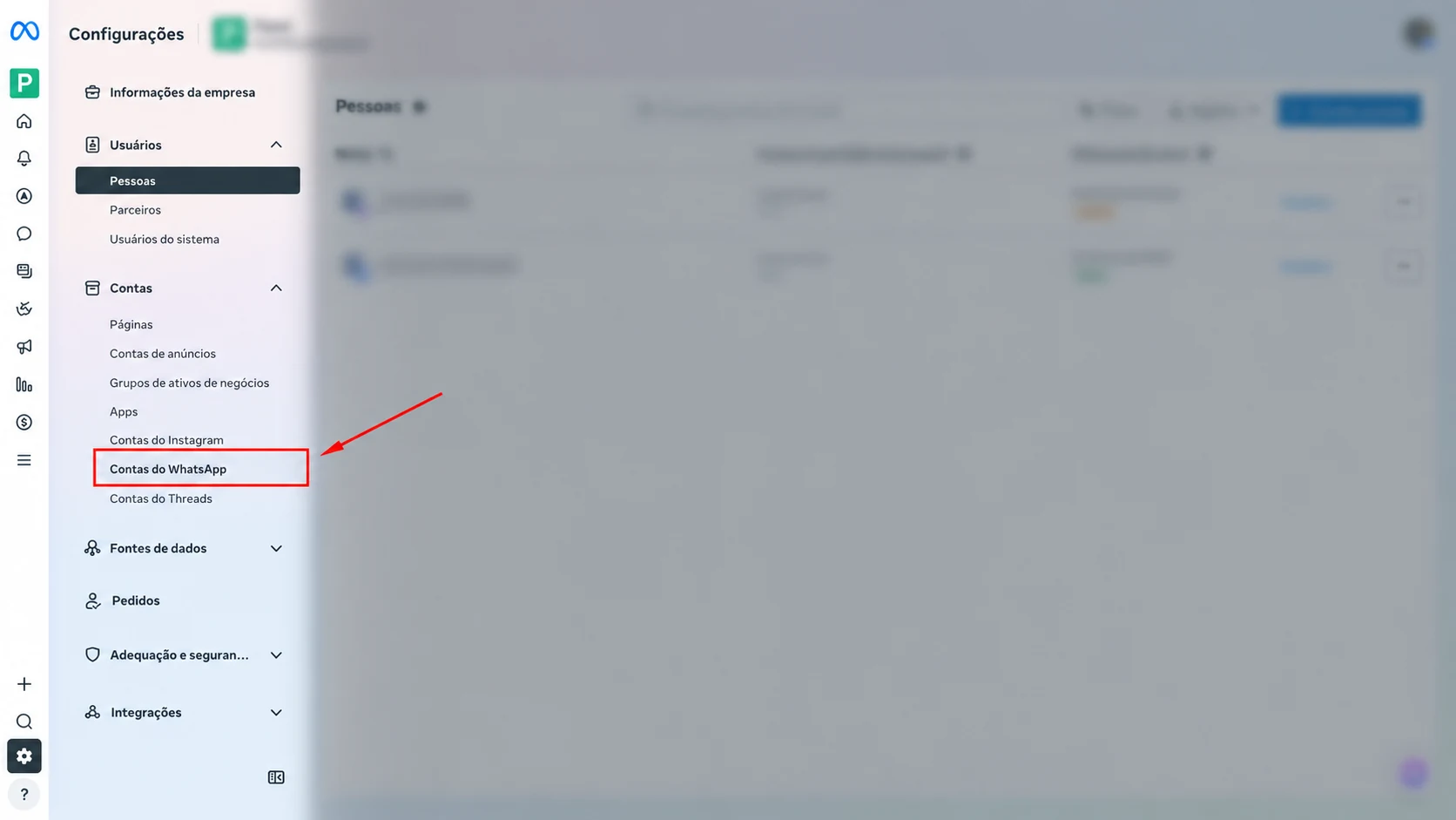Menu lateral das configurações do portfólio, com Contas do WhatsApp destacado dentro da seção Contas